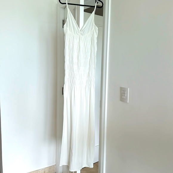 Gorgeous long white Zara dress with straps. - Picture 1 of 5
